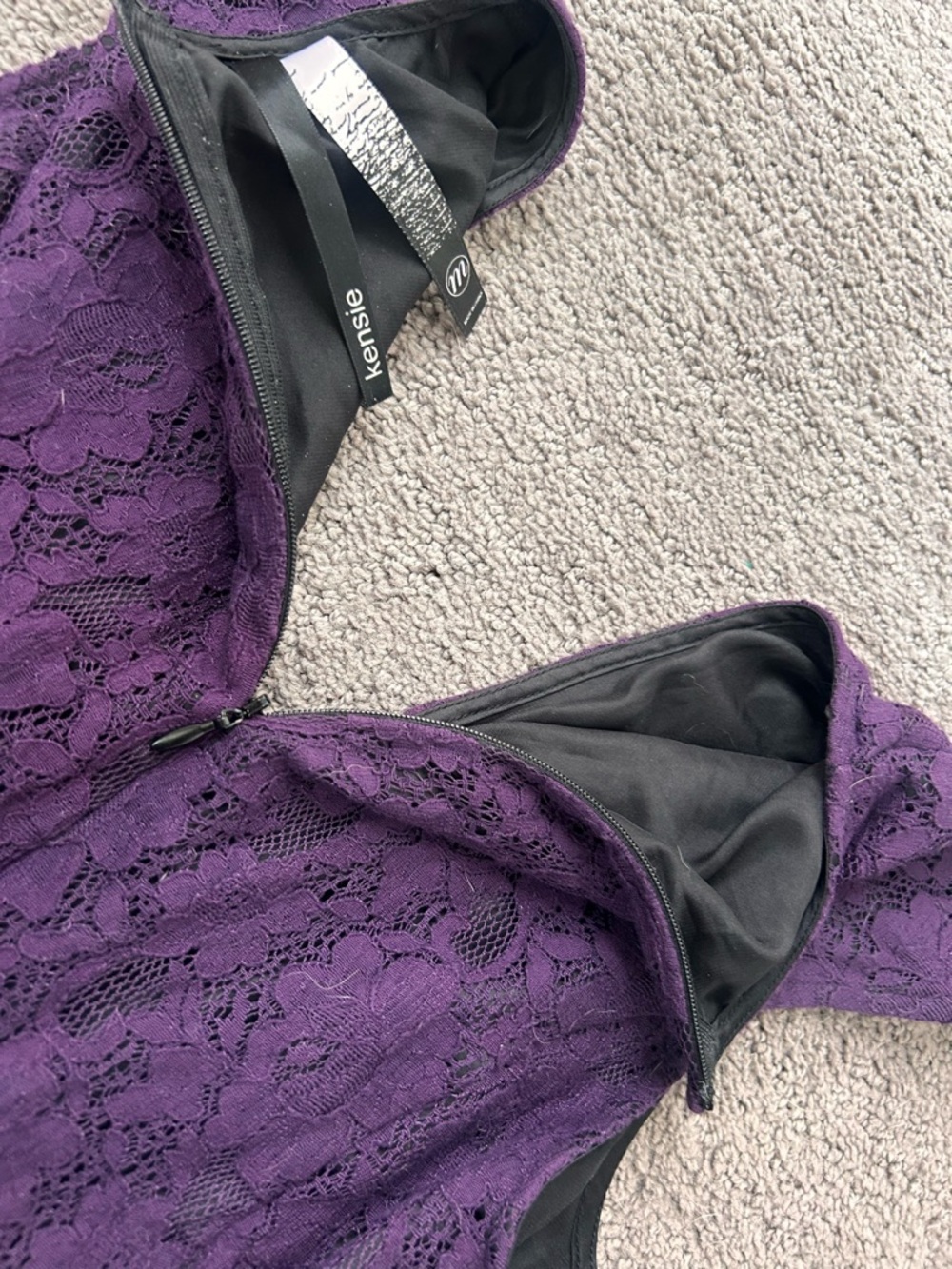 Kensie Plum Purple Lace Fit & Flare Mini Dress V-Neck Cap Sleeve Lined Size M - Picture 11 of 13